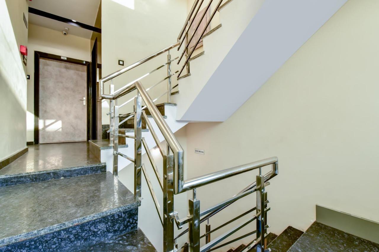 Tirath Capital O 73835 Hotel Frontier Royal & Banquet מראה חיצוני תמונה