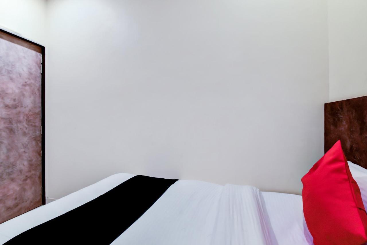 Tirath Capital O 73835 Hotel Frontier Royal & Banquet מראה חיצוני תמונה