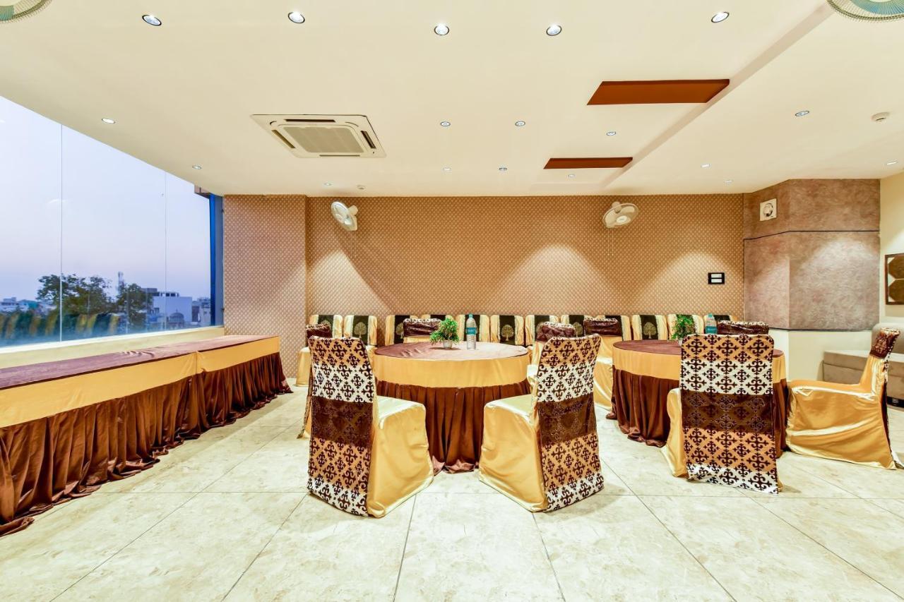 Tirath Capital O 73835 Hotel Frontier Royal & Banquet מראה חיצוני תמונה