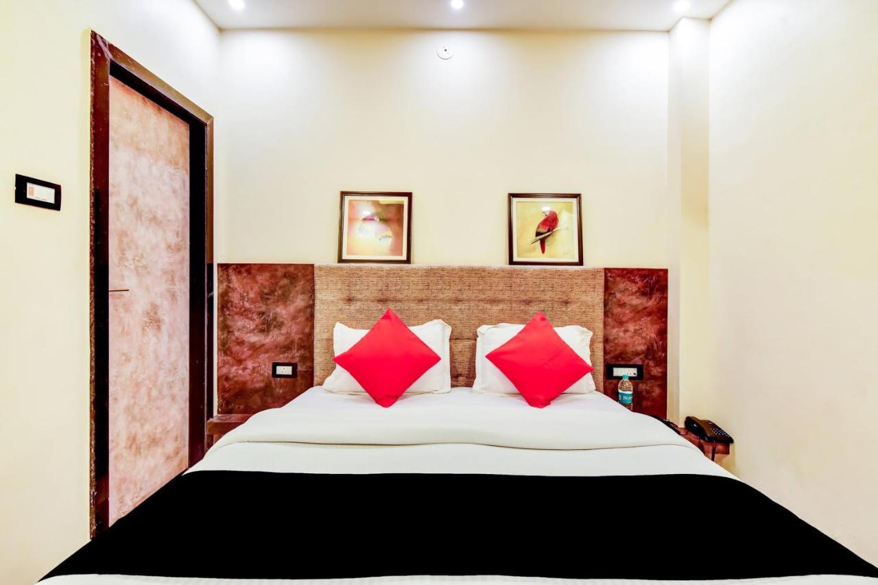 Tirath Capital O 73835 Hotel Frontier Royal & Banquet מראה חיצוני תמונה