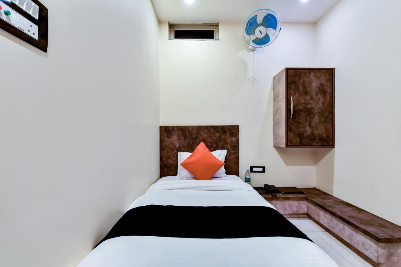 Tirath Capital O 73835 Hotel Frontier Royal & Banquet מראה חיצוני תמונה