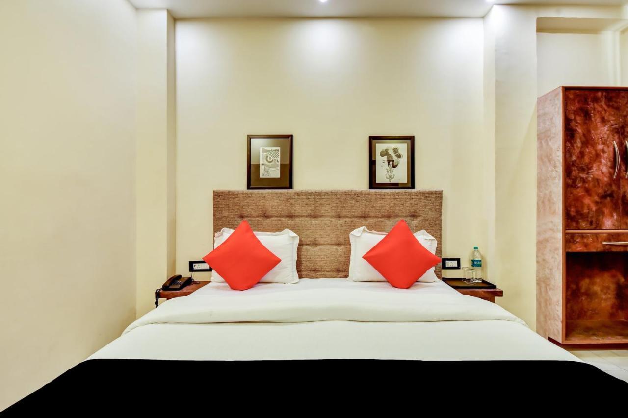 Tirath Capital O 73835 Hotel Frontier Royal & Banquet מראה חיצוני תמונה