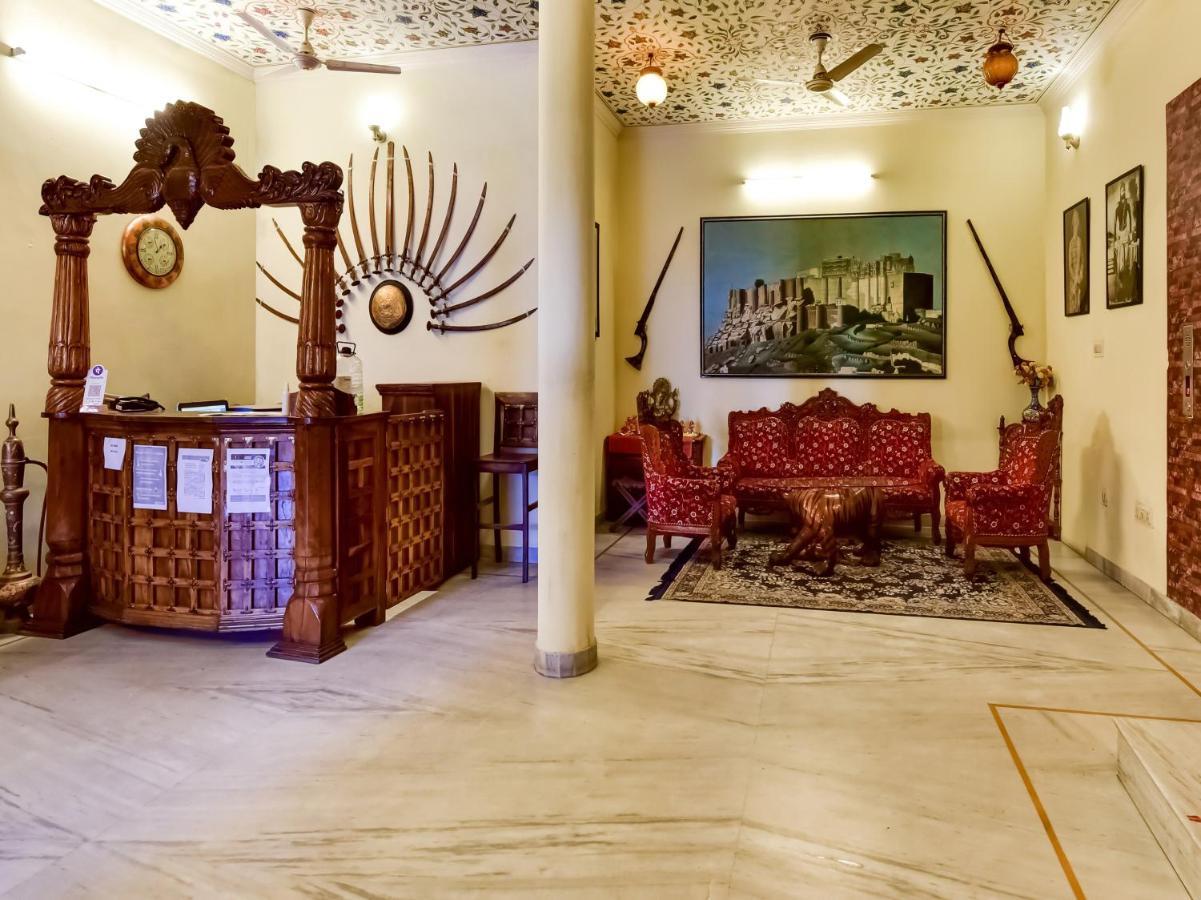 Tirath Capital O 73835 Hotel Frontier Royal & Banquet מראה חיצוני תמונה