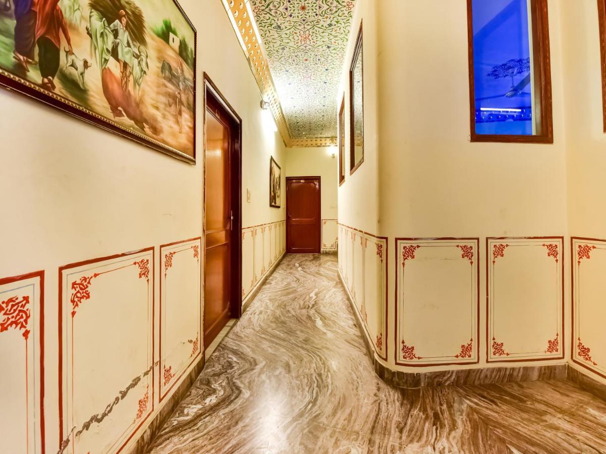 Tirath Capital O 73835 Hotel Frontier Royal & Banquet מראה חיצוני תמונה
