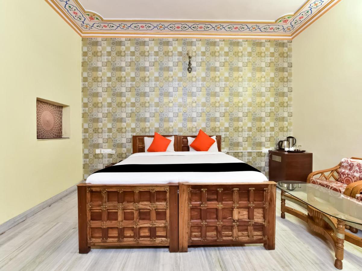 Tirath Capital O 73835 Hotel Frontier Royal & Banquet מראה חיצוני תמונה