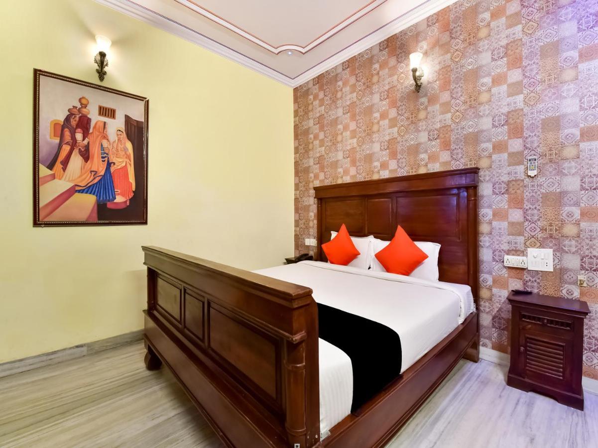 Tirath Capital O 73835 Hotel Frontier Royal & Banquet מראה חיצוני תמונה